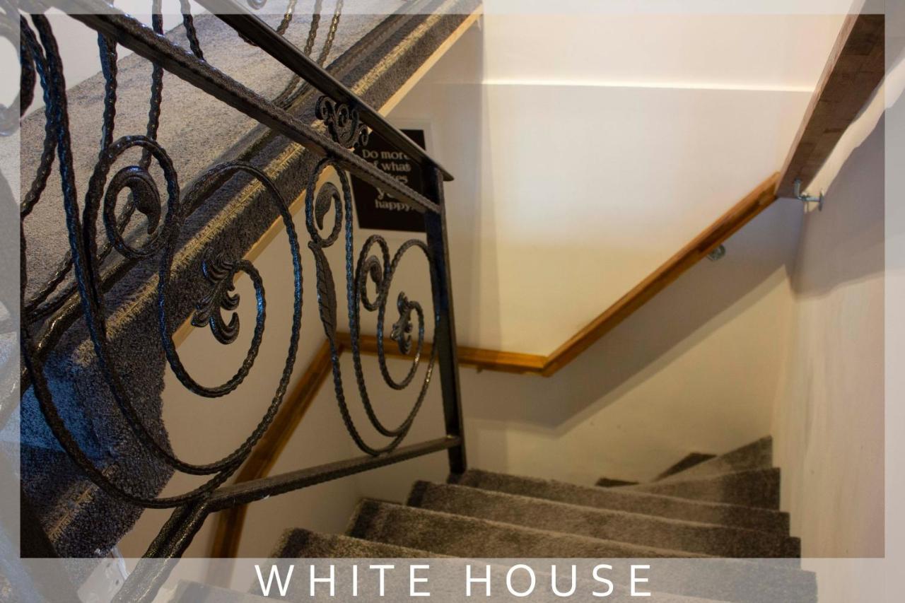 White House Villa Тбилиси Екстериор снимка