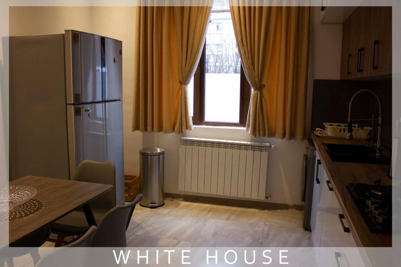 White House Villa Тбилиси Екстериор снимка