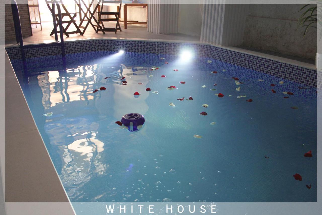 White House Villa Тбилиси Екстериор снимка