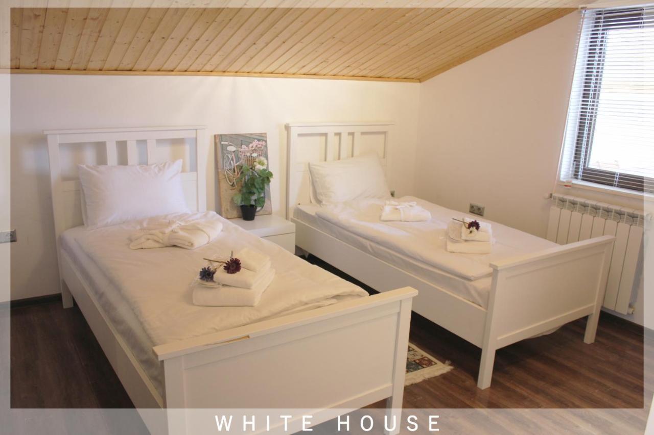 White House Villa Тбилиси Екстериор снимка