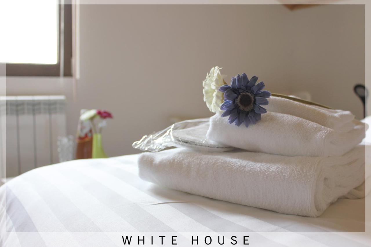 White House Villa Тбилиси Екстериор снимка